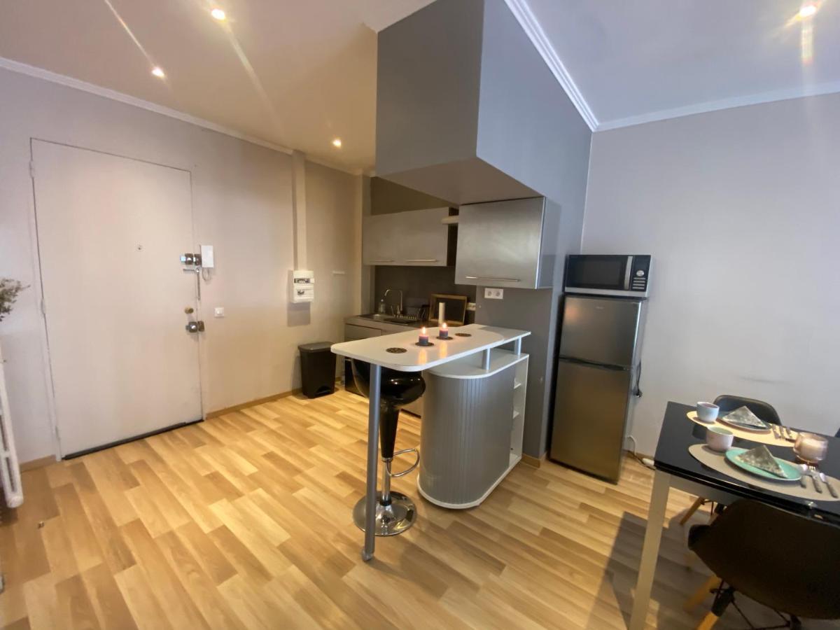 Magnifique Appartement 60M2 ,3 Pieces , Equipee,Tres Lumineux, 2 Minutes A Pied De La Plage Nice Dış mekan fotoğraf
