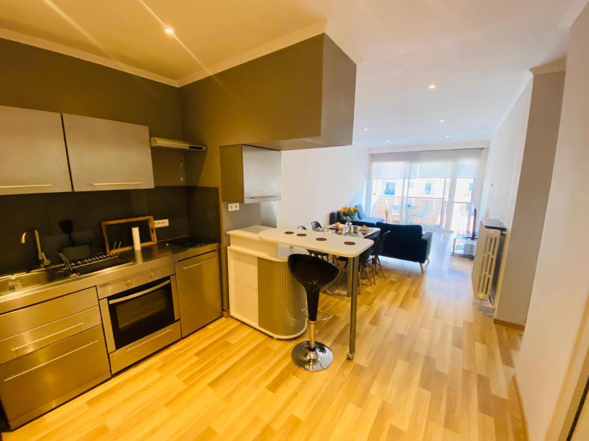 Magnifique Appartement 60M2 ,3 Pieces , Equipee,Tres Lumineux, 2 Minutes A Pied De La Plage Nice Dış mekan fotoğraf