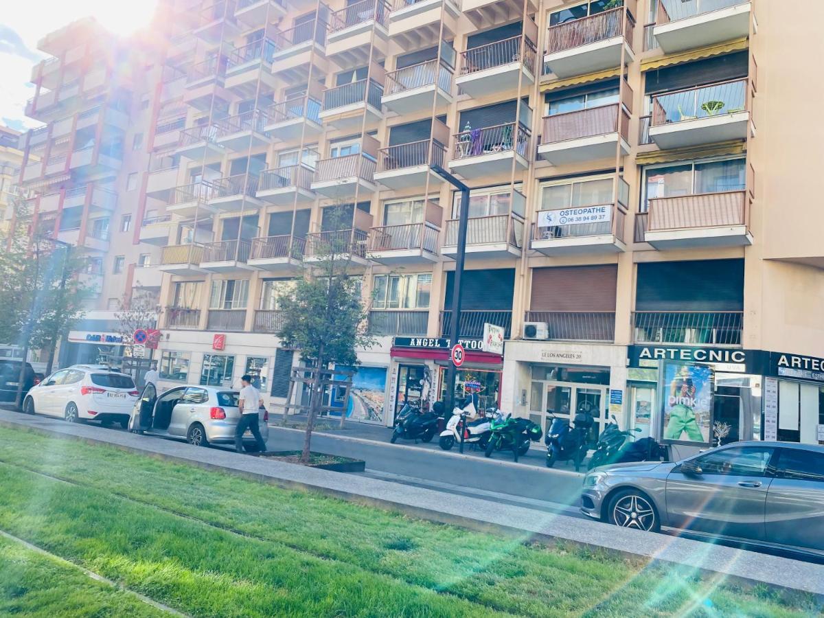 Magnifique Appartement 60M2 ,3 Pieces , Equipee,Tres Lumineux, 2 Minutes A Pied De La Plage Nice Dış mekan fotoğraf